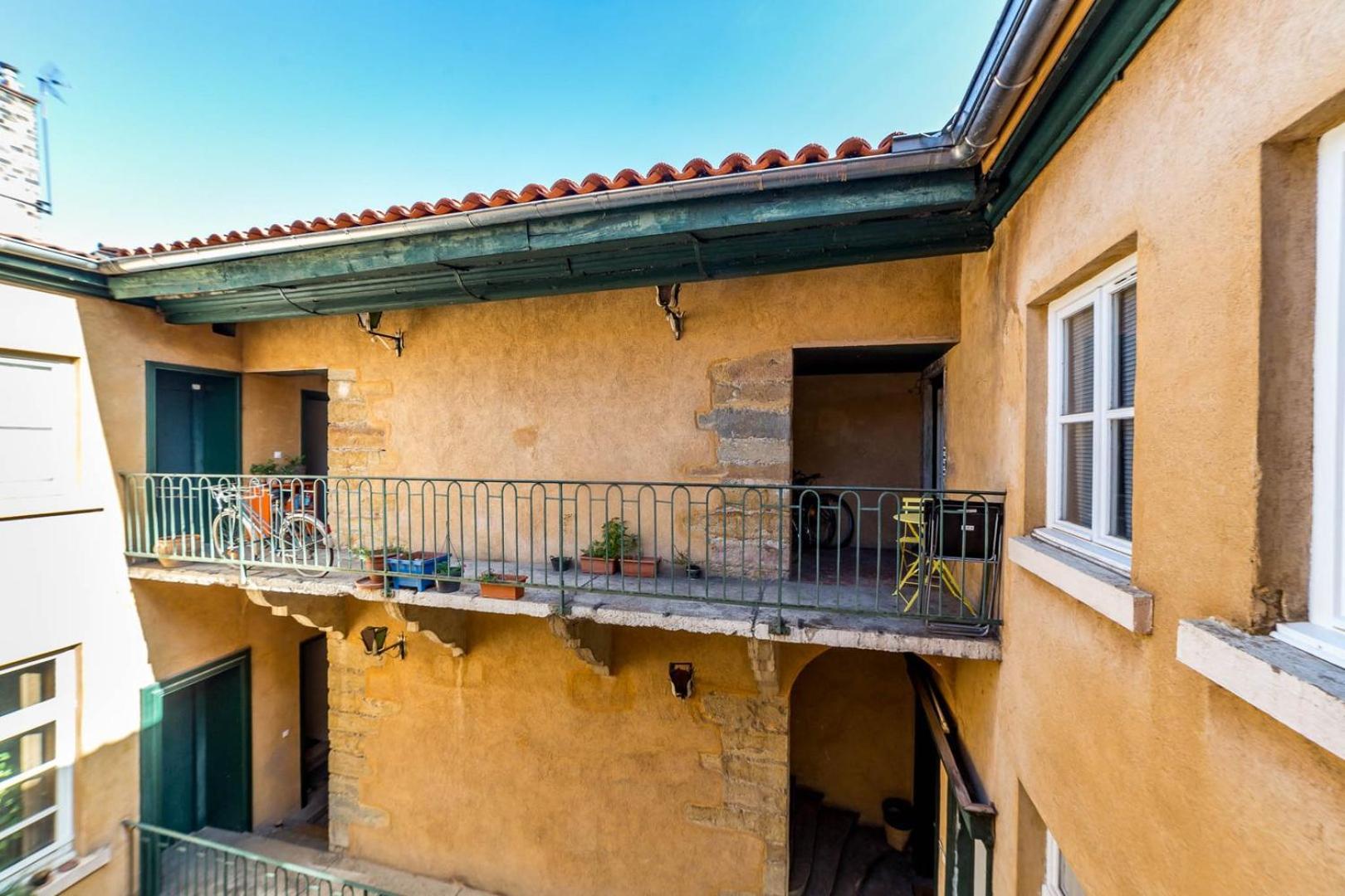 High-End Apartment Overlooking The Quays Ail Lyon Exteriör bild