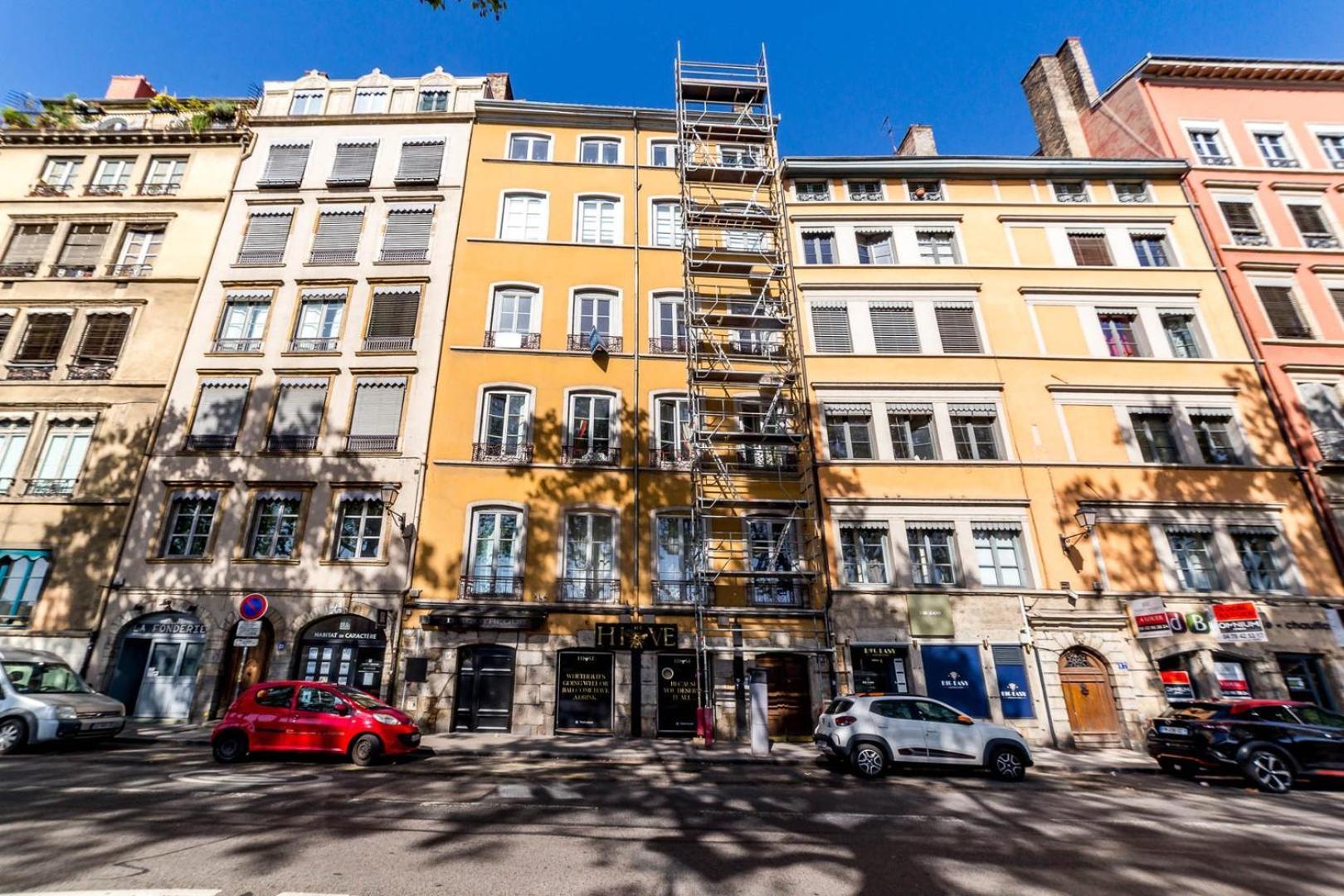 High-End Apartment Overlooking The Quays Ail Lyon Exteriör bild